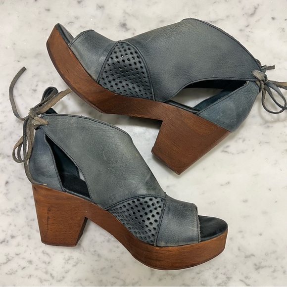 FREE PEOPLE wood heel tie bootie heels - Picture 2 of 12